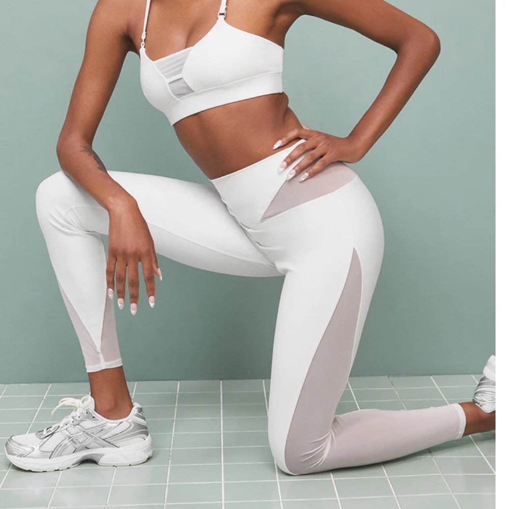 Alo yoga mesh allure legging